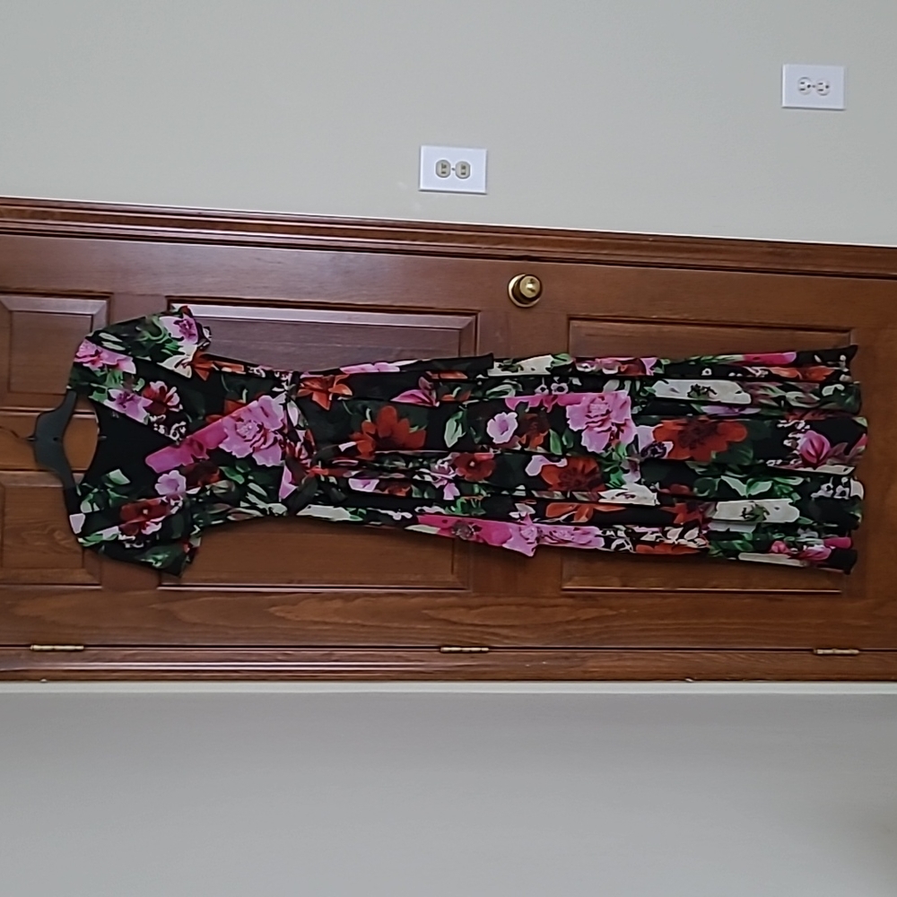 Tahari Tiered Floral Dress